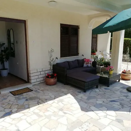 Apartment Mira Kostrena